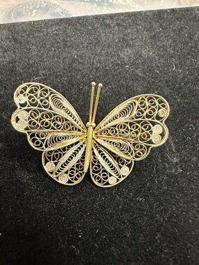 Vintage Gold Butterfly Filigree Brooch - Women Jewelry